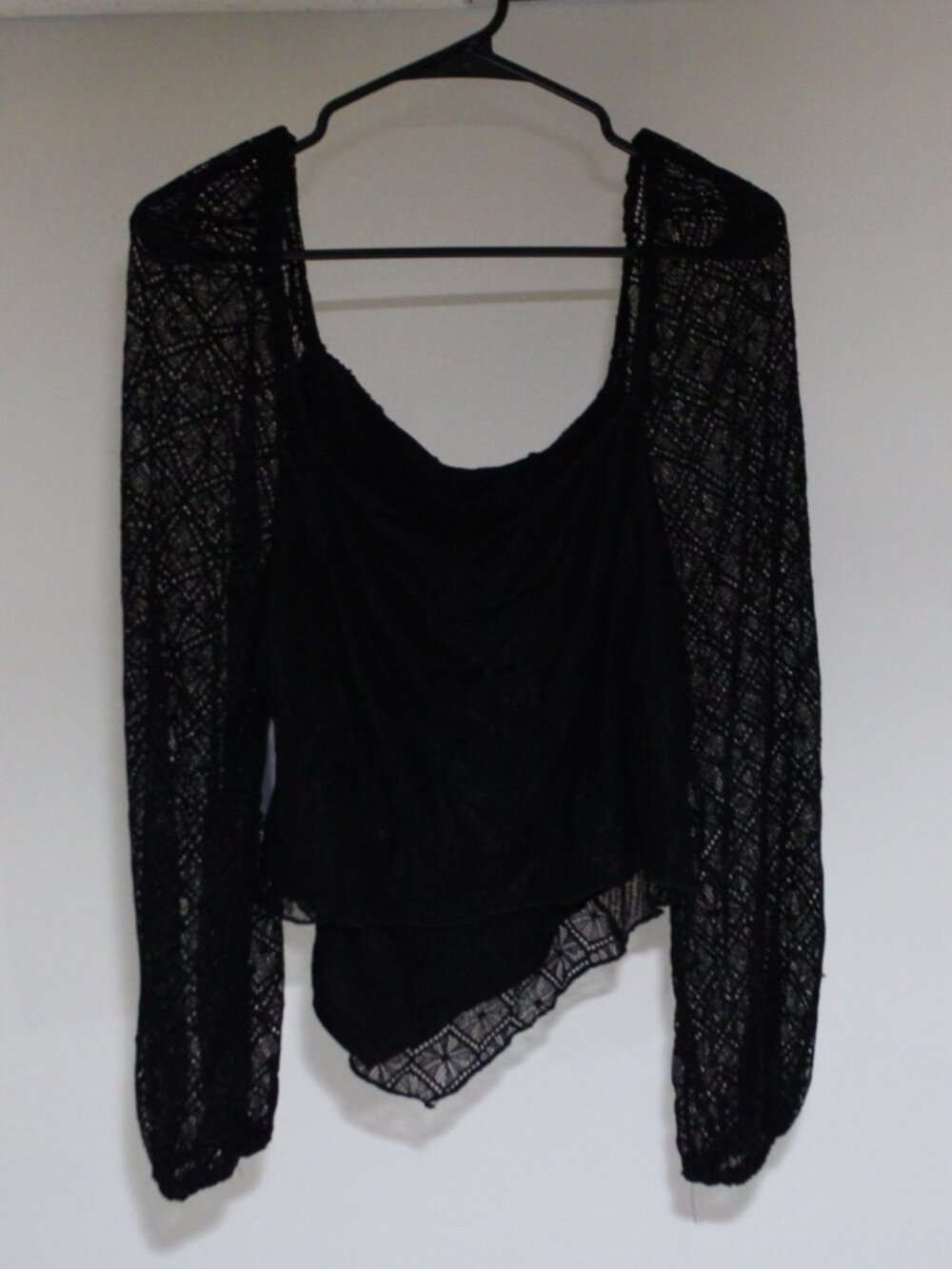 Buckle Willow+Root black blouse - Picture 1 of 1